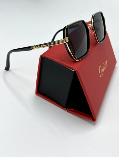 عینک آفتابی برند کارتیر مشکی طلایی