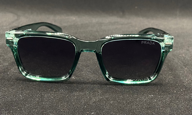 عینک فریم شفاف پرادا