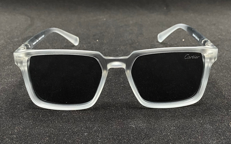 عینک آفتابی کارتیر