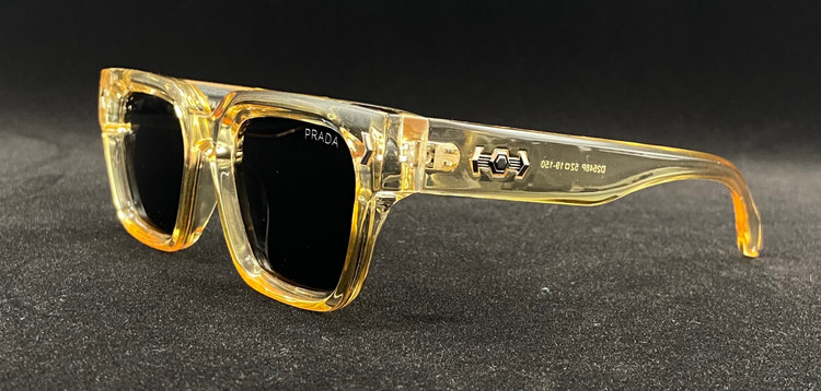 عینک فریم شیشه ای